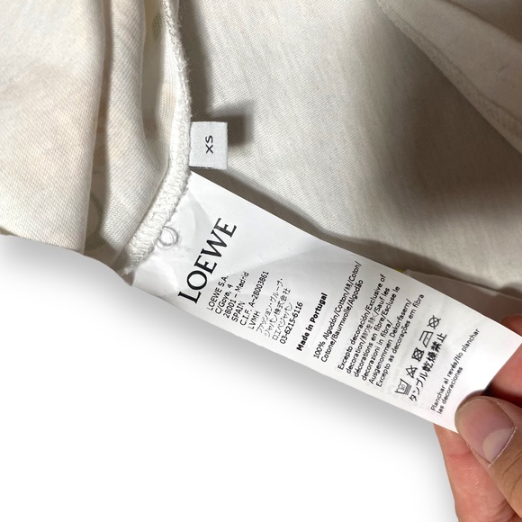 Loewe White embroidered floral Logo T-shirt - Picture 5 of 9